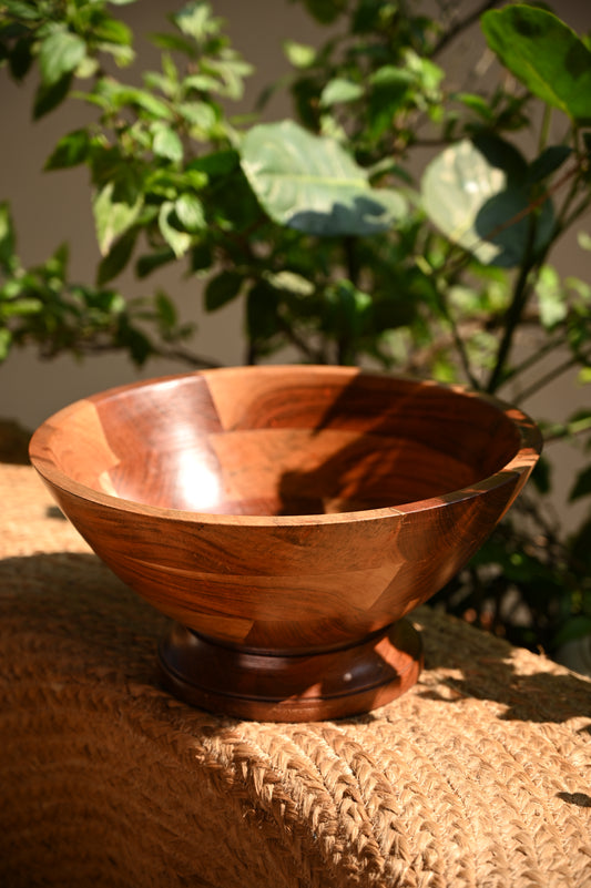 The Footed Fruit Bowl