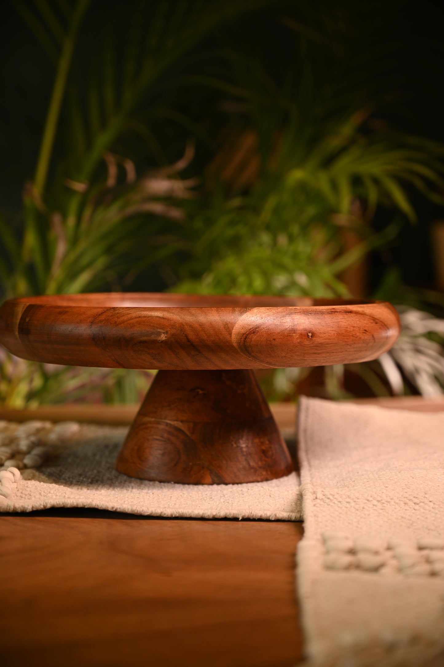 The Pedestal Serve Table