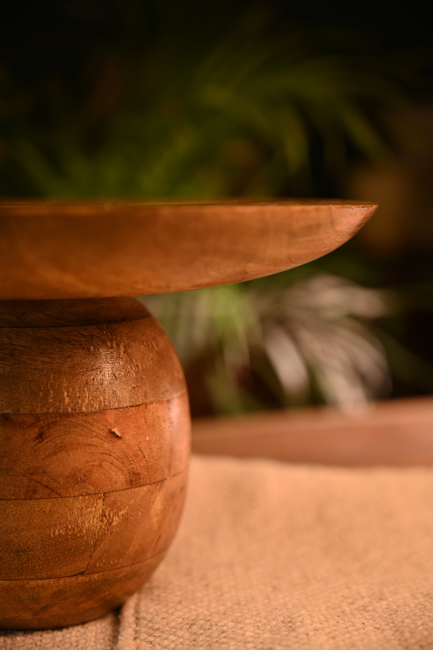 The Pedestal Cake Table (Round)