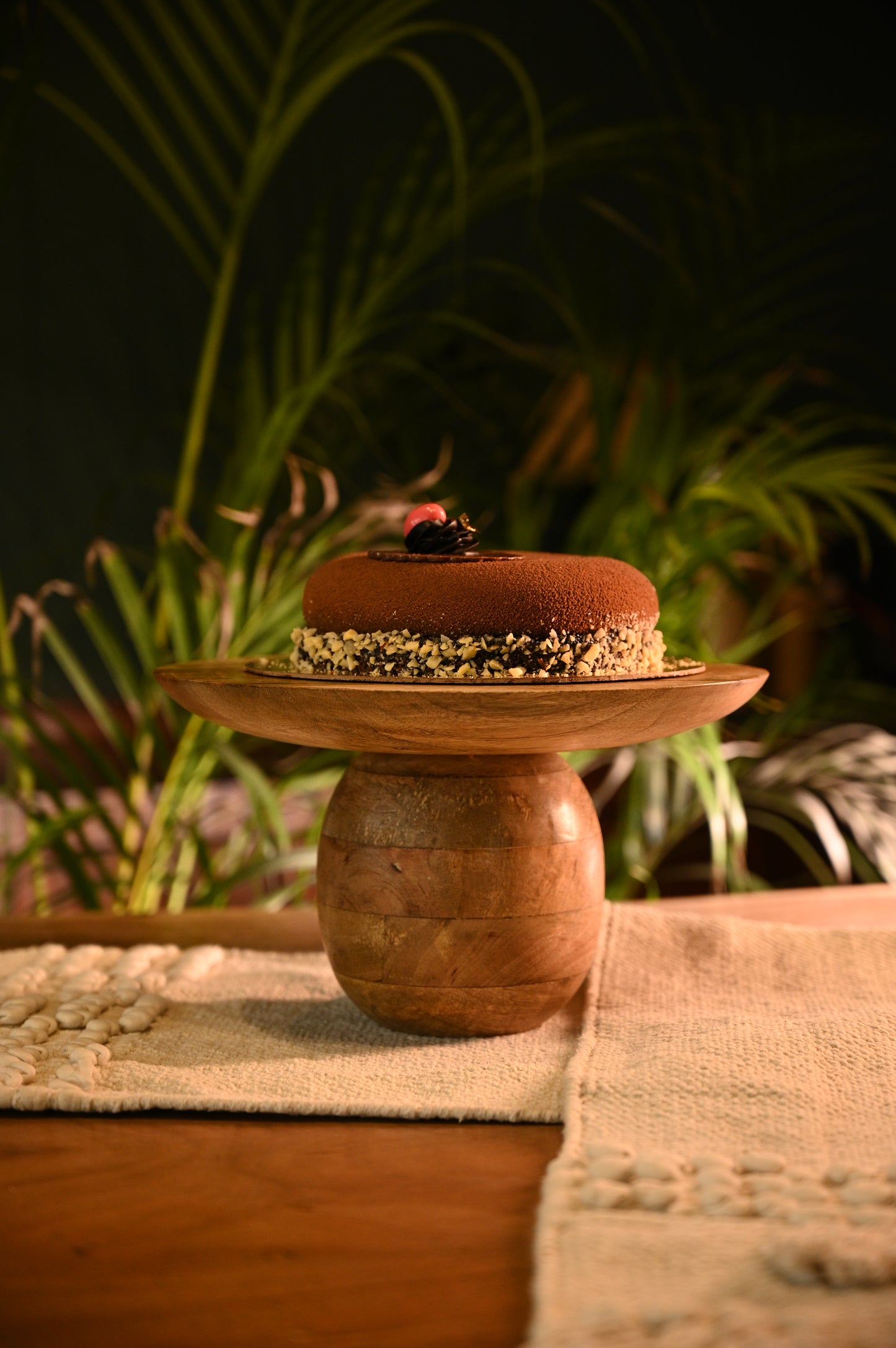 The Pedestal Cake Table (Round)