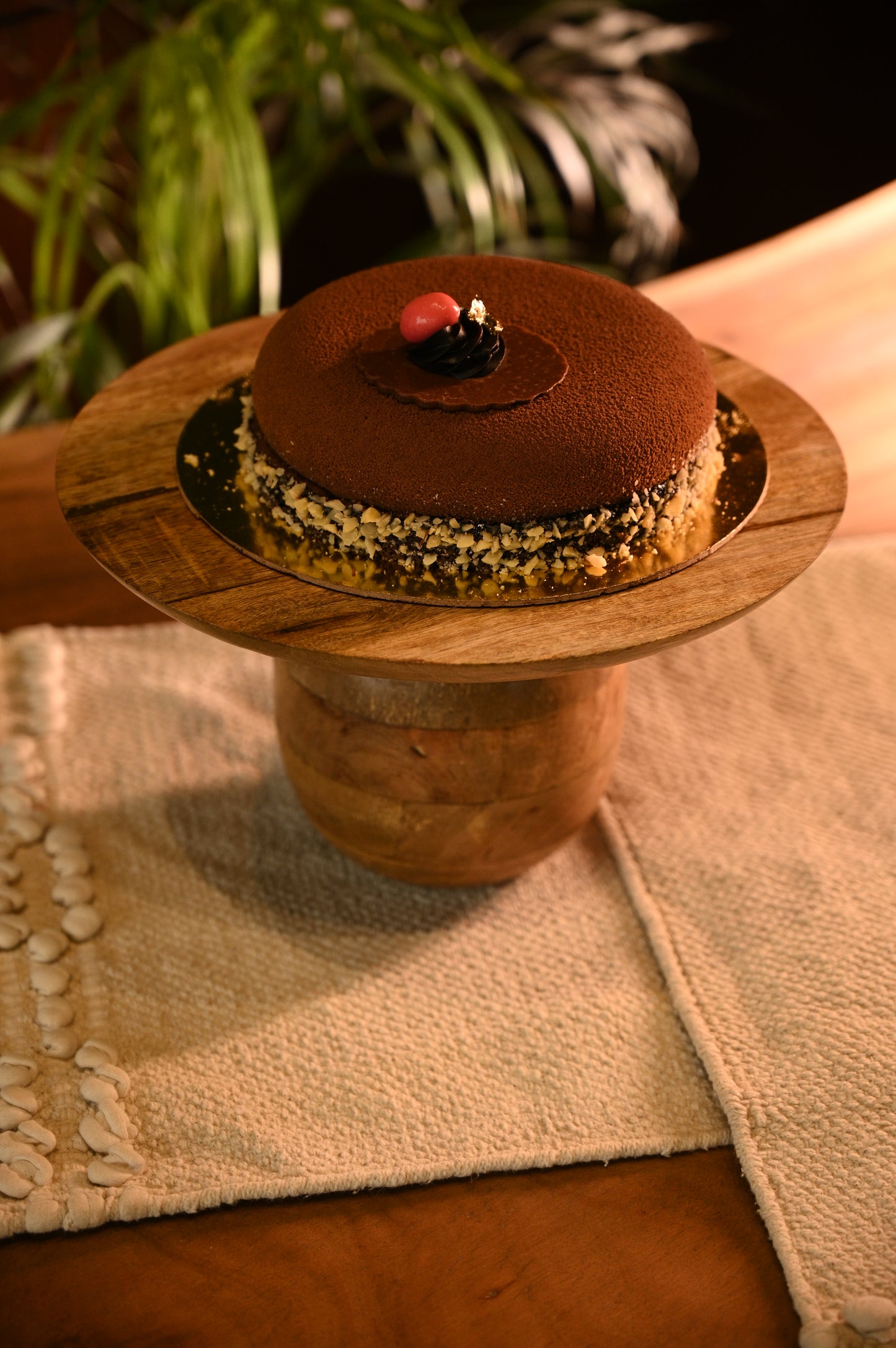 The Pedestal Cake Table (Round)