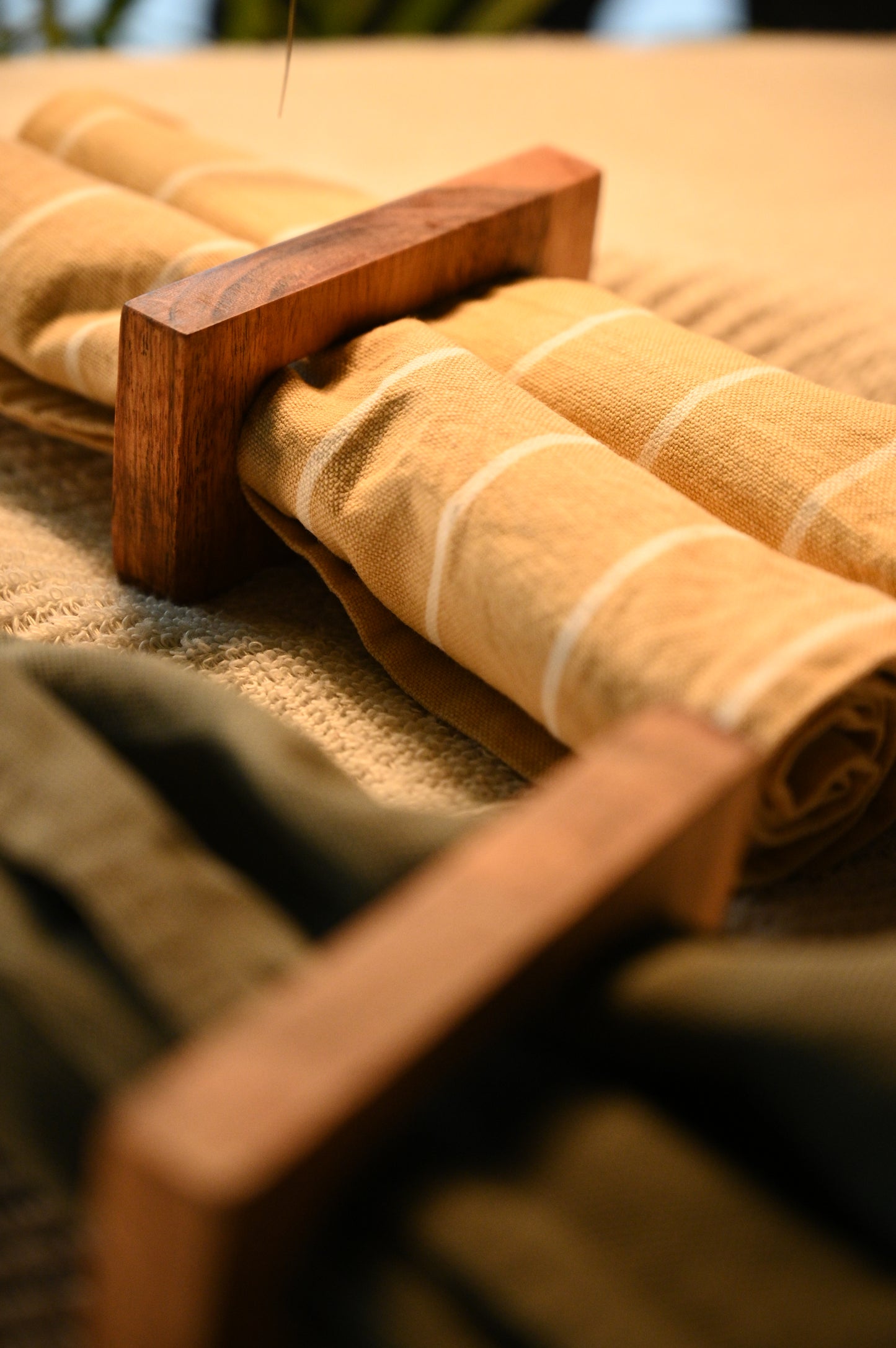 The Linear Napkin Holders